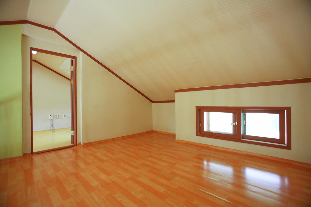 Pyeongchang Iris Pension Экстерьер фото